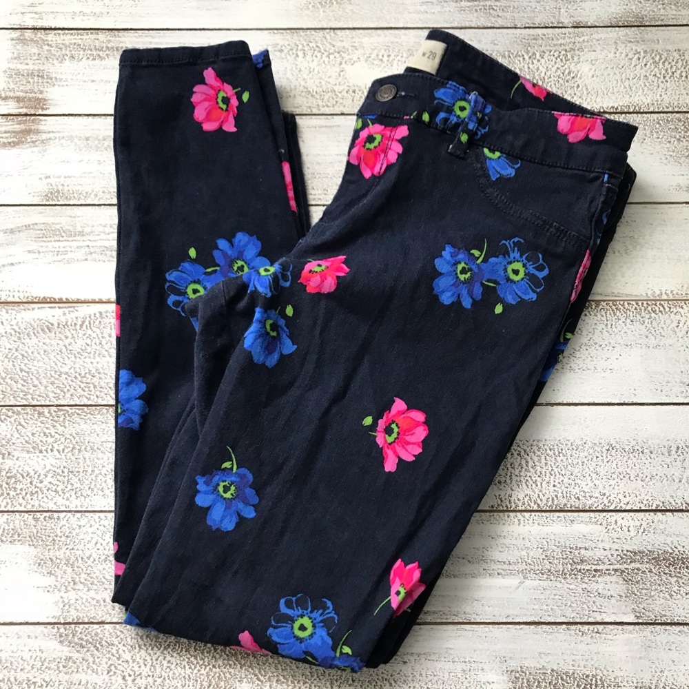 HOLLISTER FLORAL SKINNY JEANS